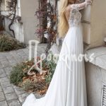 Νυφικό αέρινο, αρχαιοελληνικό 'Gabbiano & Strekkoza' με πολύ ιδιαίτερη δαντέλα στο μπούστο