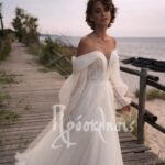 Νυφικό boho με μανίκια